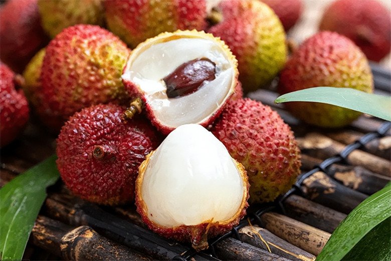 Loại quả được ví là “BHA của da” lúc mua đừng chọn quả đỏ cứ nhìn điểm này quả nào cũng ngọt lịm, hạt bé tí ti - 9