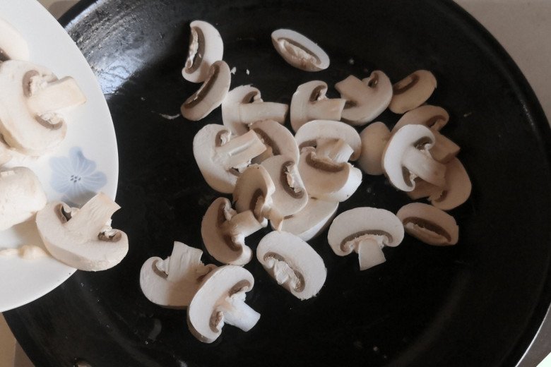 Thường ăn 3 loại “rau trường thọ” này tốt hơn thuốc bổ, số 2 vườn nhà nào cũng có mà không biết lấy ăn - 18