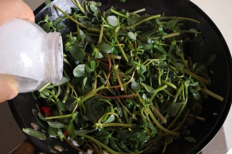 Thường ăn 3 loại “rau trường thọ” này tốt hơn thuốc bổ, số 2 vườn nhà nào cũng có mà không biết lấy ăn - 12