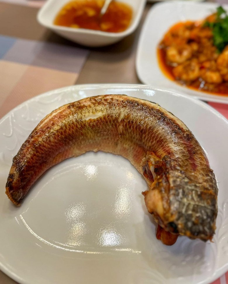 Được "lộc ăn" từ tài xế, siêu mẫu Hà Anh trổ tài nấu món thơm phức làm nhiều người xuýt xoa - 3