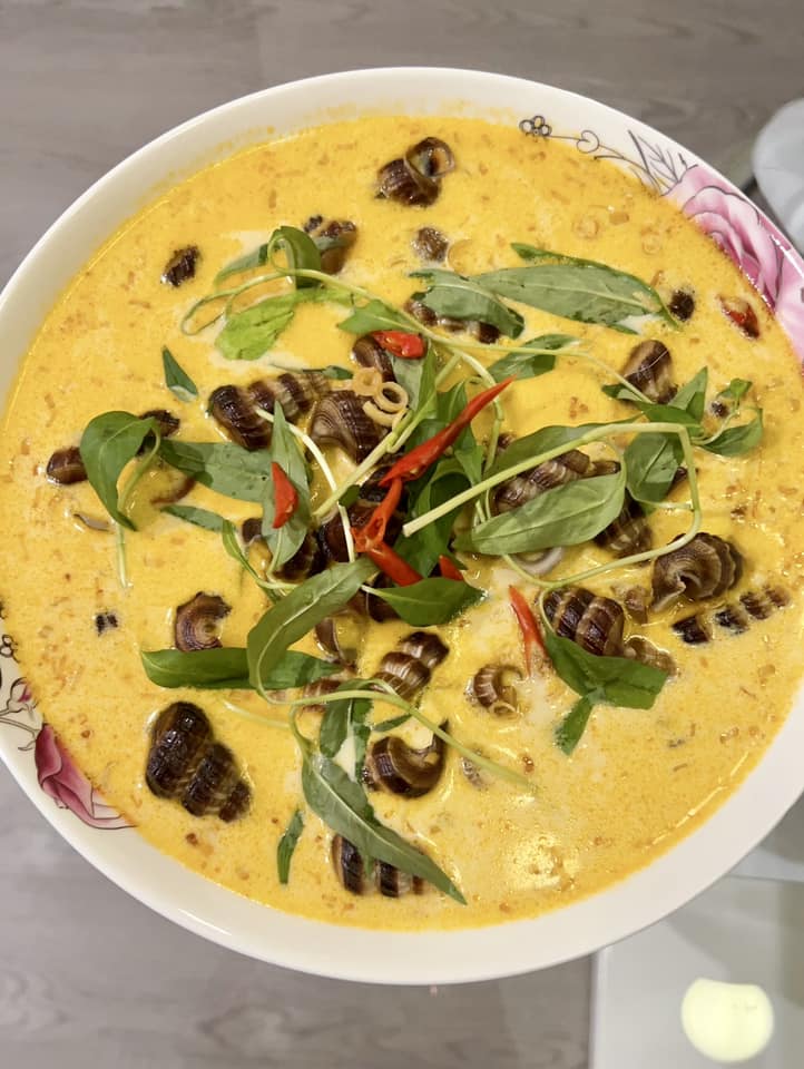 Nam ca sĩ đảm đang trổ tài nấu 2 món hấp dẫn, vợ cũ U70 của Đàm Vĩnh Hưng thốt lên: "Wow giỏi quá con" - 9