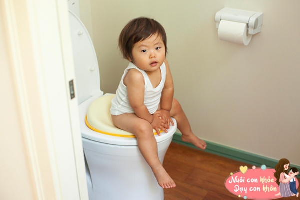 Con gái nhập viện sau khi uống nước, mẹ sợ xanh mặt khi bác sĩ nói nguyên nhân đến từ thói quen này - 9