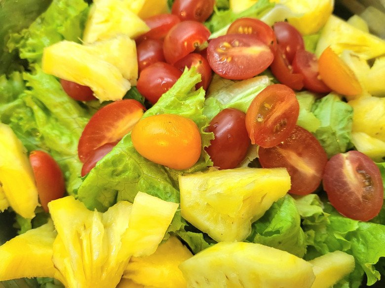 Vợ 3 con của Mạnh Trường làm món chè ngon ngọt có cái tên thú vị, nhìn đã thấy mát lịm người - 8