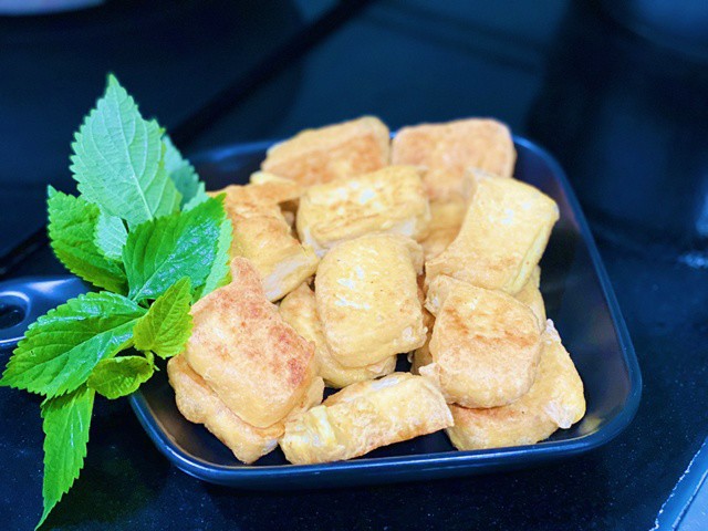 Hôm nay nấu gì: Cơm chiều chỉ 90k có món canh chuẩn vị ngày hè, đặc biệt món phụ cứ giòn tan ăn đã miệng - 7