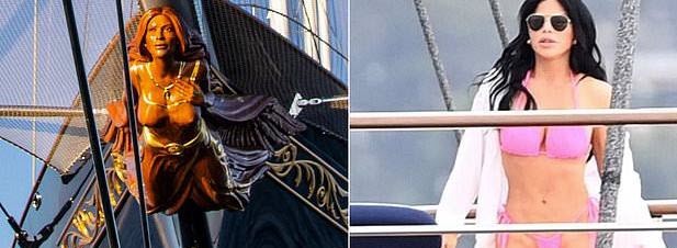 Tượng nữ thần trên siêu du thuyền của tỷ phú Bezos giống hệt bạn gái &#34;nóng bỏng&#34; - 1