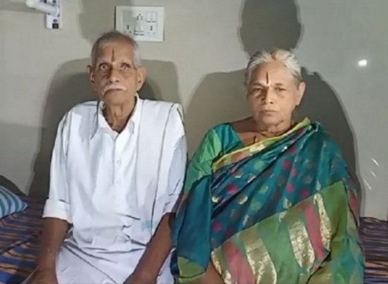 Cực hiếm: Bà mẹ mang thai 5 hoàn toàn tự nhiên, tất cả đều là bé gái - 2