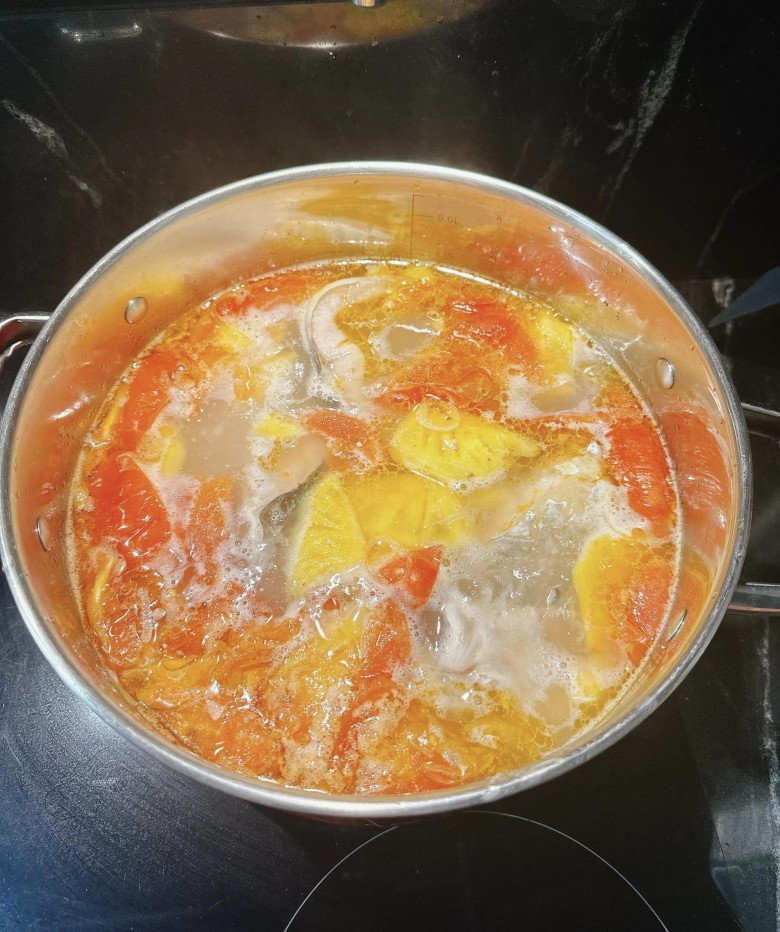 Phương Oanh đi khắp chợ mua được 3 quả khế về làm bữa ăn hấp dẫn, Shark Bình liền khen ngay &#34;Ngon quá&#34; - 4