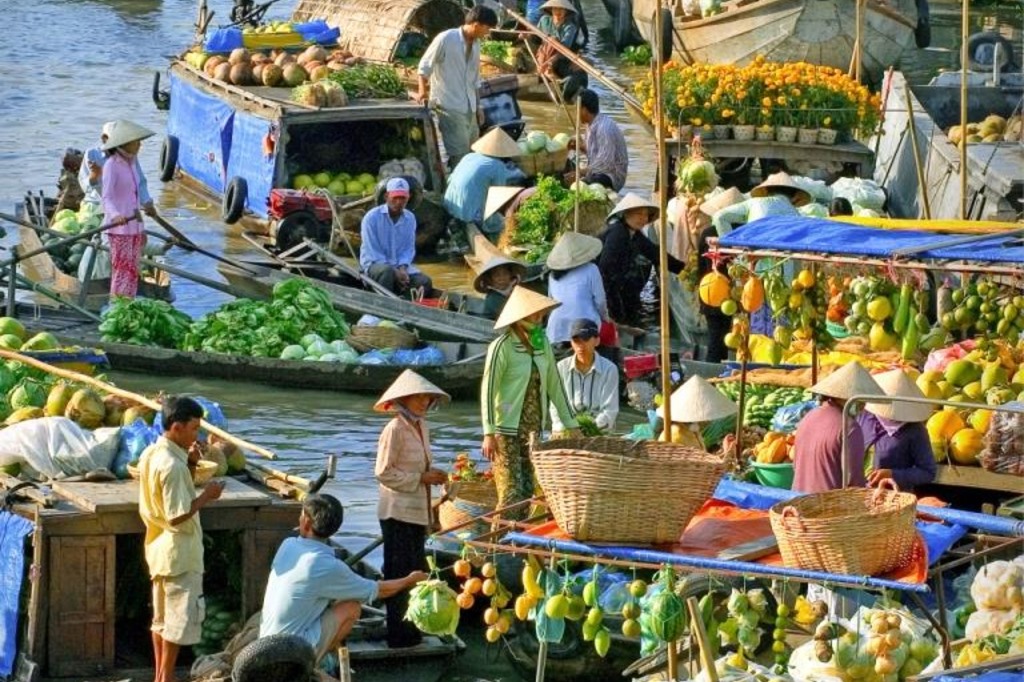 Độc đáo chợ nổi trên sông của người dân Nam Bộ - 2