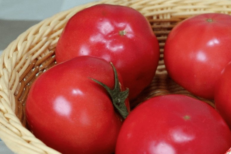 Cà chua nên chọn quả nhọn hay tròn, dinh dưỡng chênh lệch rất lớn, đừng mua nhầm nhé - 1