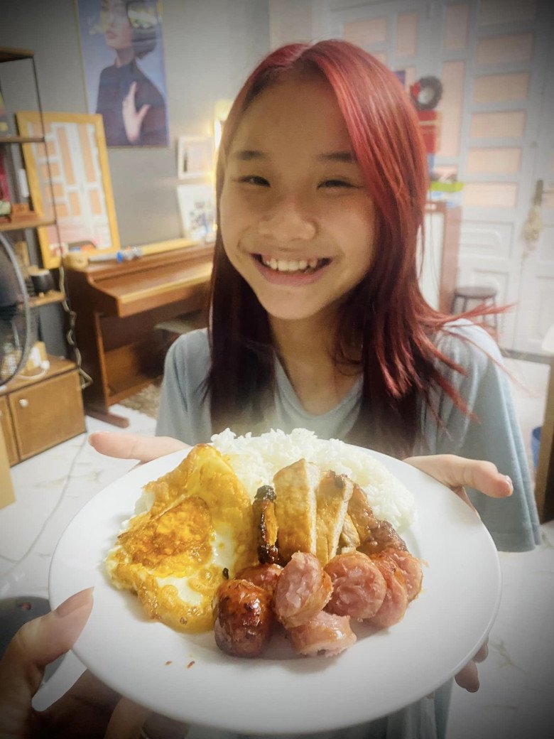 Con gái của MC Thành Trung nhắn tin thèm cơm mẹ nấu nhưng lại chê một món nấu đi nấu lại cả tuần - 7