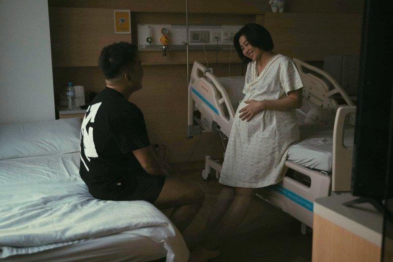 Liêu Hà Trinh xuất viện sau 2 ngày sinh thường, lưu trữ cuống rốn tại Singapore 99 năm cho con - 4