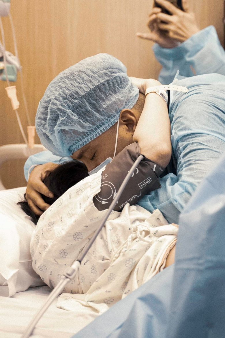 Liêu Hà Trinh xuất viện sau 2 ngày sinh thường, lưu trữ cuống rốn tại Singapore 99 năm cho con - 6