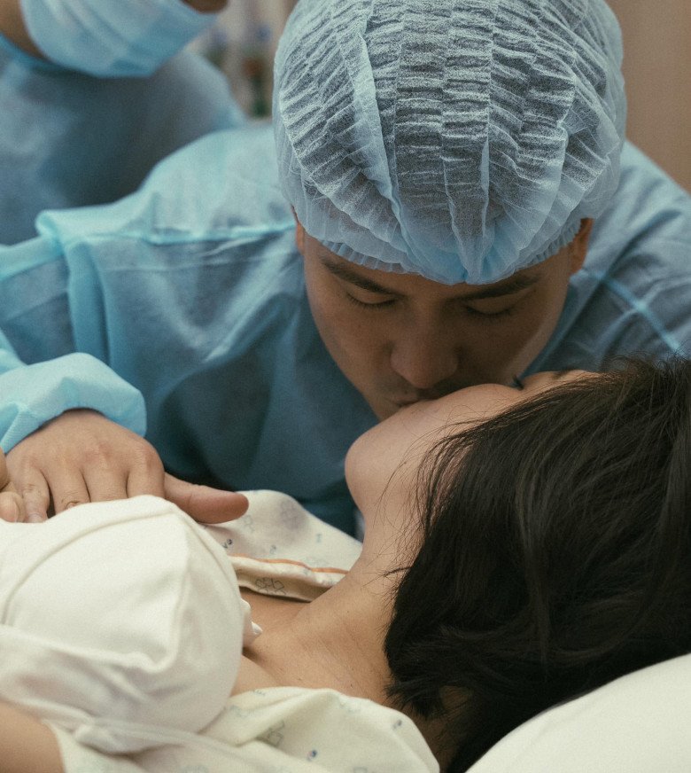 Liêu Hà Trinh xuất viện sau 2 ngày sinh thường, lưu trữ cuống rốn tại Singapore 99 năm cho con - 7