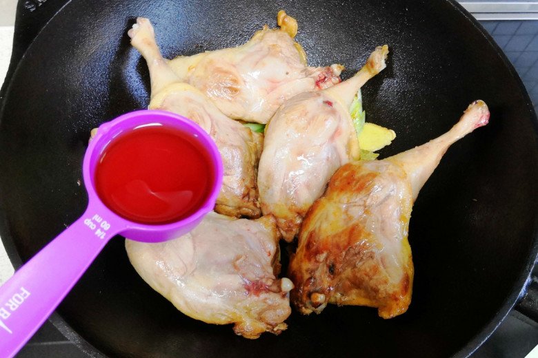 Tết Đoan Ngọ ăn thịt vịt “xả xui” dù luộc hay nướng cũng nhớ 2 tuyệt chiêu, thịt mềm, hết sạch mùi tanh, hôi - 13