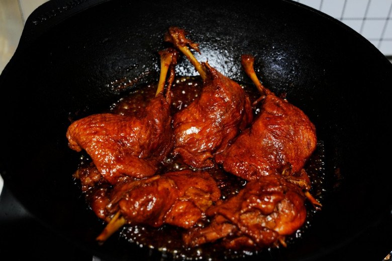 Tết Đoan Ngọ ăn thịt vịt “xả xui” dù luộc hay nướng cũng nhớ 2 tuyệt chiêu, thịt mềm, hết sạch mùi tanh, hôi - 18