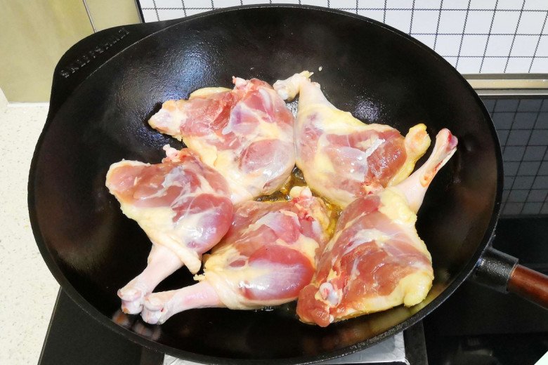 Tết Đoan Ngọ ăn thịt vịt “xả xui” dù luộc hay nướng cũng nhớ 2 tuyệt chiêu, thịt mềm, hết sạch mùi tanh, hôi - 6