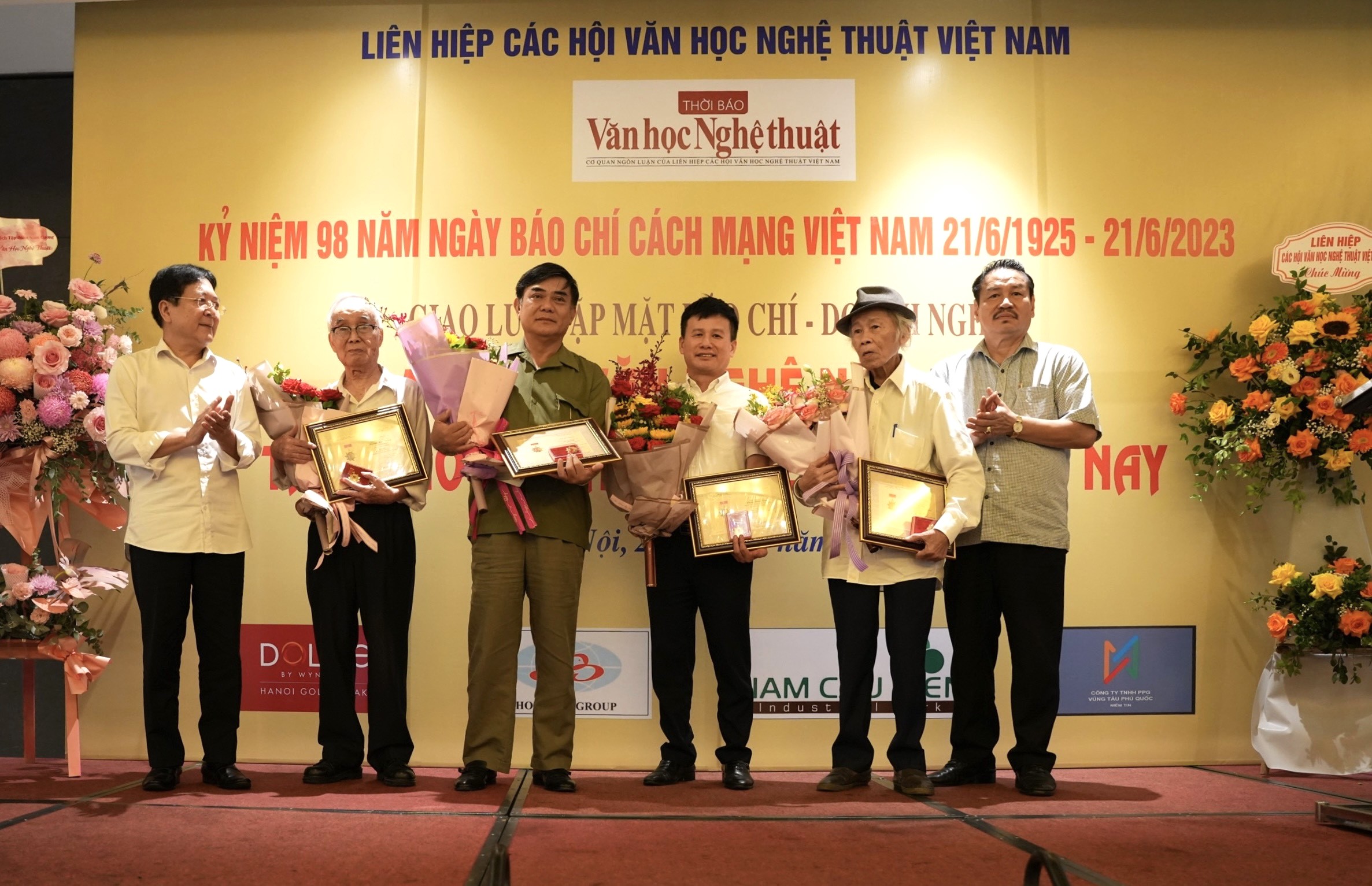 Phát huy thế mạnh để phát triển báo chí của Liên hiệp các Hội Văn học nghệ thuật Việt Nam - 4