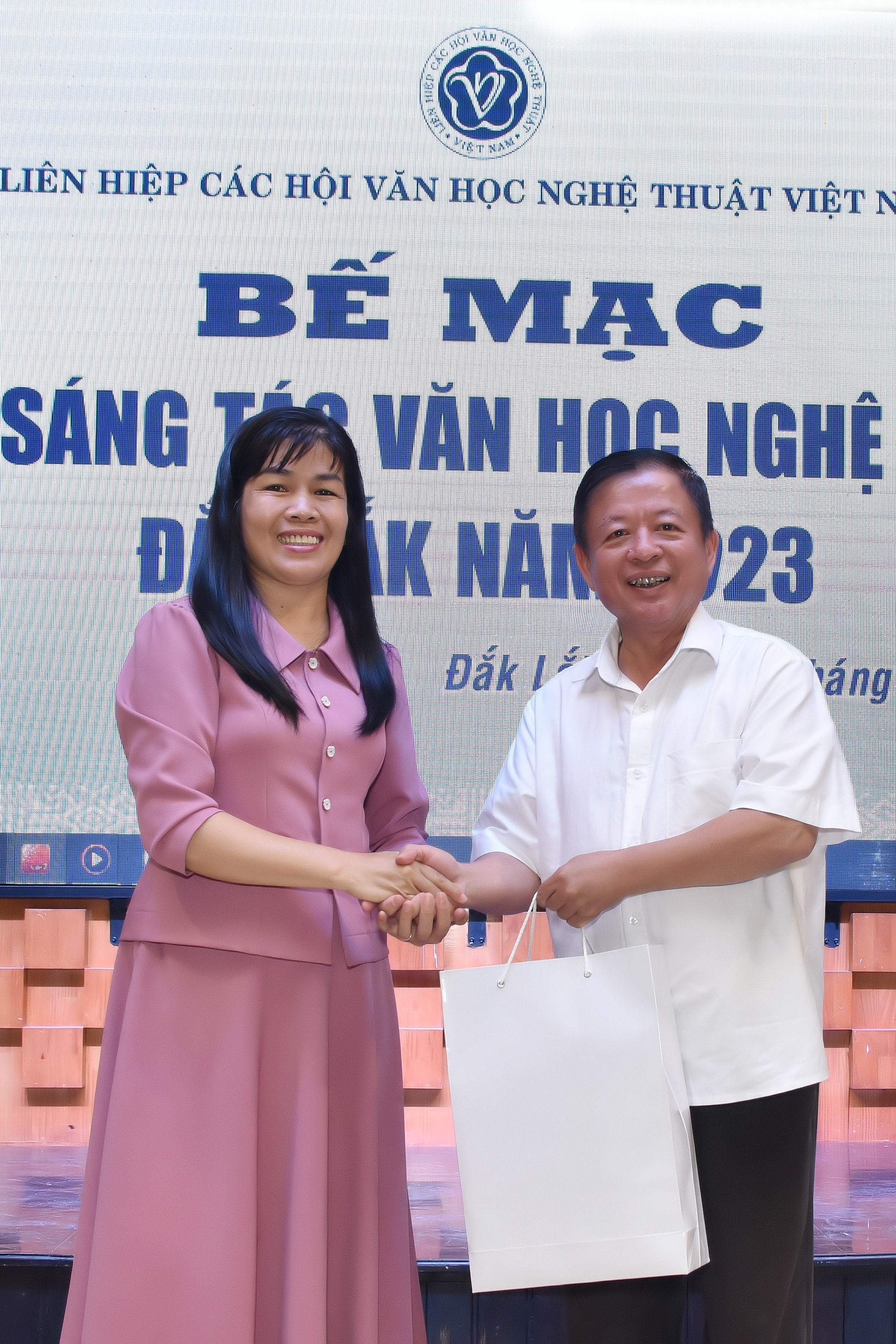 Bế mạc Trại sáng tác Văn học nghệ thuật tại tỉnh Đắk Lắk năm 2023 - 2