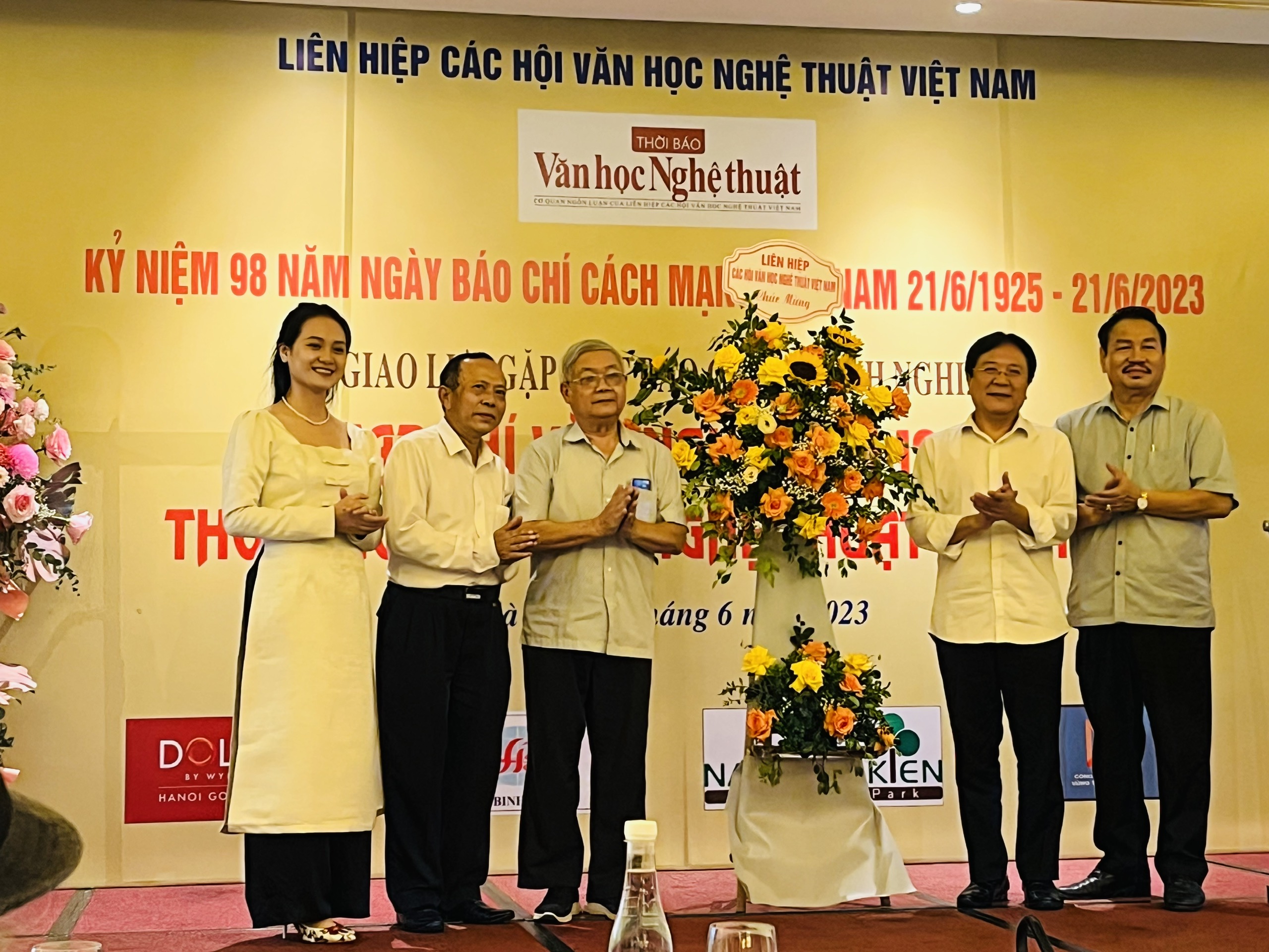 Phát huy thế mạnh để phát triển báo chí của Liên hiệp các Hội Văn học nghệ thuật Việt Nam - 3