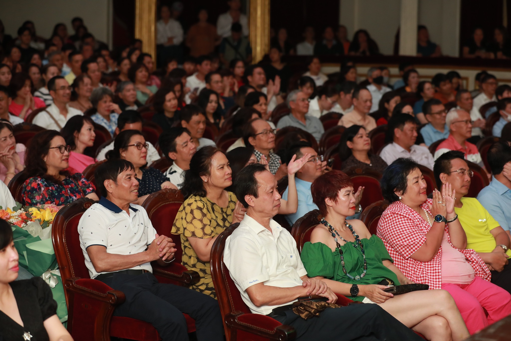 Chênh chao nhà hát - Bài 2: Kéo khán giả trở lại - 4