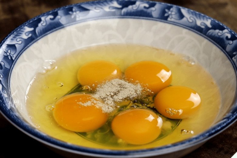 Trứng bác cà chua dễ làm mà nhiều người vẫn mắc lỗi sơ đẳng, đầu bếp nói ngon - dở đều nằm ở 3 điểm này - 4