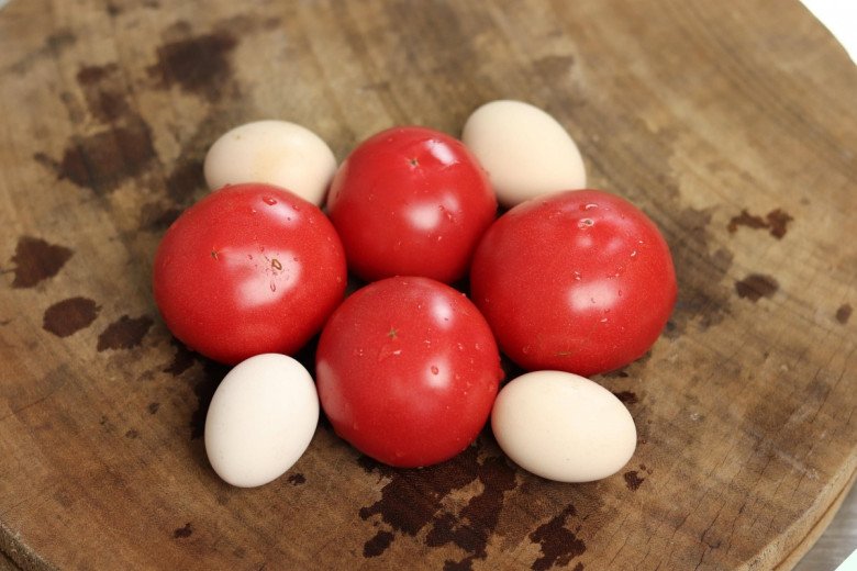 Trứng bác cà chua dễ làm mà nhiều người vẫn mắc lỗi sơ đẳng, đầu bếp nói ngon - dở đều nằm ở 3 điểm này - 1