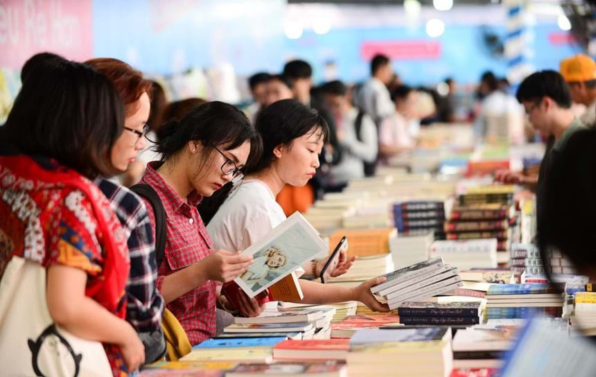 Sôi nổi các hoạt động trong Ngày Sách và văn hóa đọc Việt Nam năm 2024 - 1