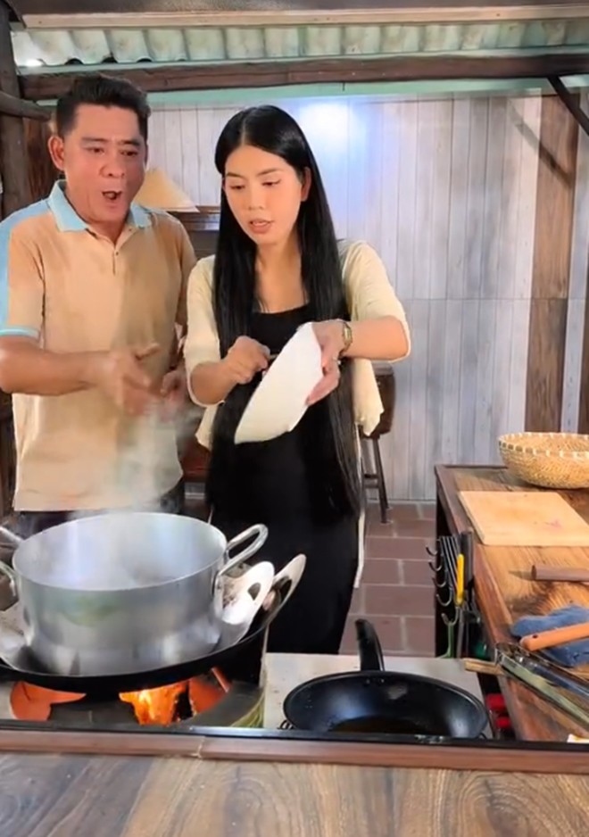 Tài tử Huỳnh Anh Tuấn nấu ăn cùng &#34;phú bà&#34; nổi tiếng ở nhà vườn 6.000m2, 9X này vừa vào bếp đã bất ổn - 5