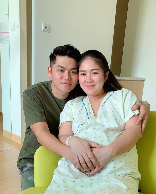 Sao Việt tăng tới 30kg khi mang thai, stress vì mặt nọng, thân hình phát tướng - 1