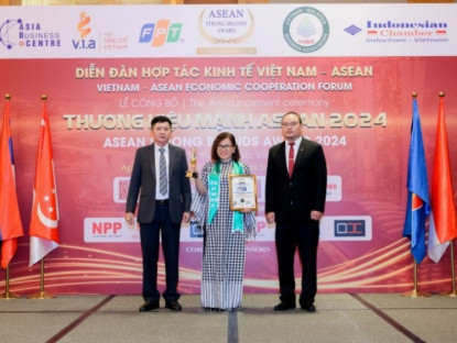Thông tin doanh nghiệp - Sản phẩm Vương Bảo nhận giải thưởng chất lượng ASEAN 2024