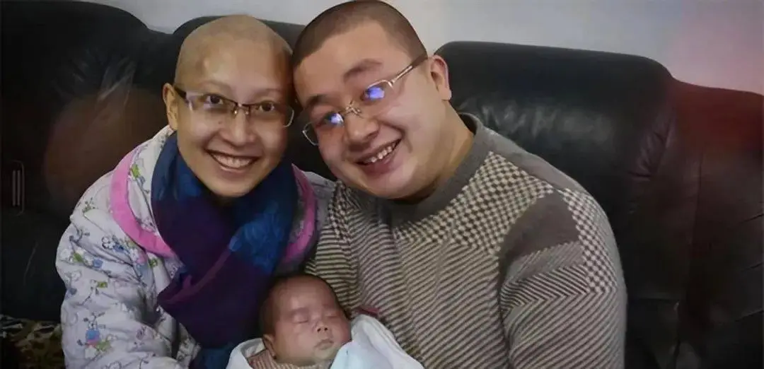 Đánh cược tính mạng để sinh con khi bị ung thư, 2 năm sau chồng tái hôn và đem con cho người khác nuôi - 4