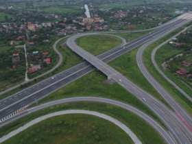 Cao tốc nào được xây dựng chuẩn quốc tế đầu tiên ở Việt Nam với vốn đầu tư 