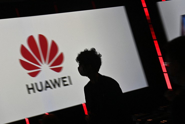 Bị cấm vận nặng nề nhưng Huawei lại làm điều khiến người Mỹ bất ngờ - 2