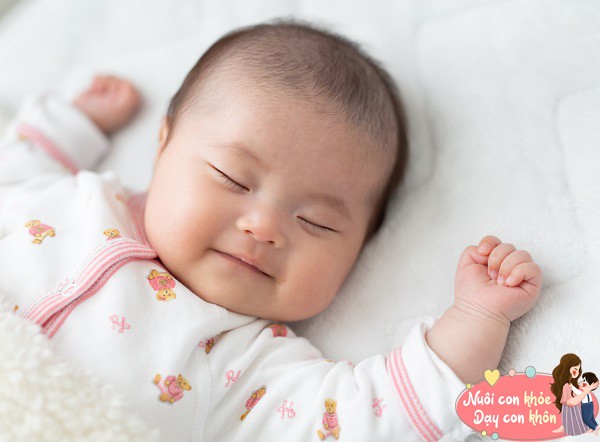 Đọc vị tính cách trẻ qua tư thế ngủ, tư thế số 3 cho thấy con đang thiếu tình yêu thương - 2