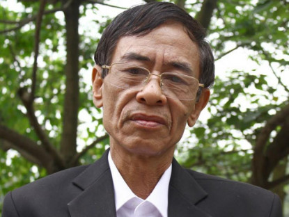 Bạn đọc - Chuyện làng Văn nghệ: Vợ yêu! Anh mải đọc thơ…
