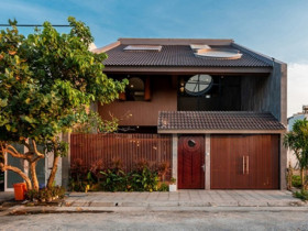 Chán thành thị xô bồ, nghệ sĩ về ngoại ô TP Tuy Hòa xây căn nhà rộng 200m2 để trồng cây, nuôi thú