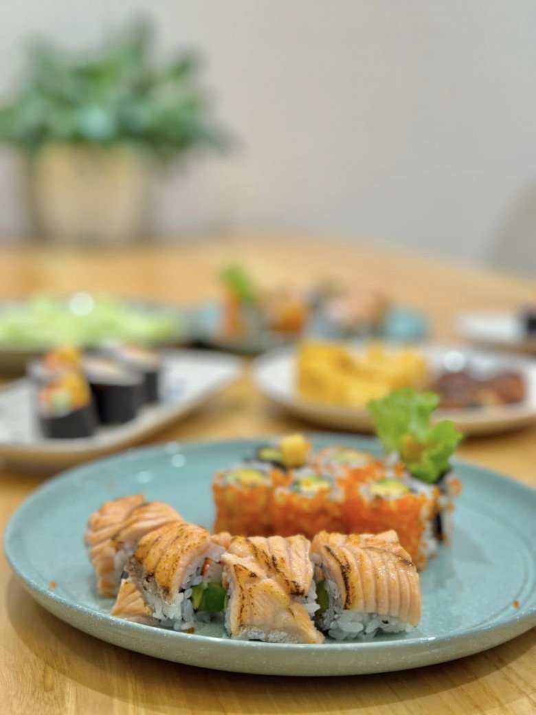 Vợ đạo diễn Người Phán Xử làm cả mâm đồ ăn Nhật đẹp tuyệt, được khen là &#34;người vợ trong mơ&#34; - 5