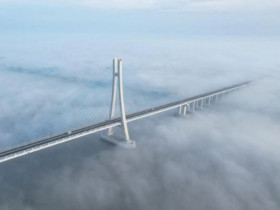 Cầu nào ở Việt Nam xây hết nghìn tỷ, trụ tháp cao ngang tòa nhà hàng chục tầng?