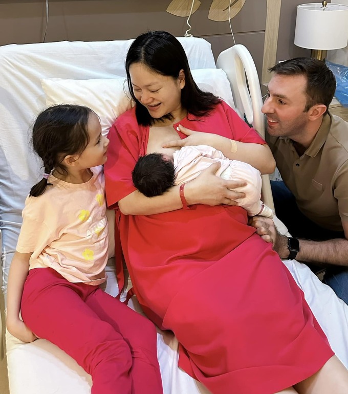 Xuất viện sau sinh, Phương Oanh nhận bình luận kém duyên nhưng mẹ bỉm sữa bênh chằm chặp - 4