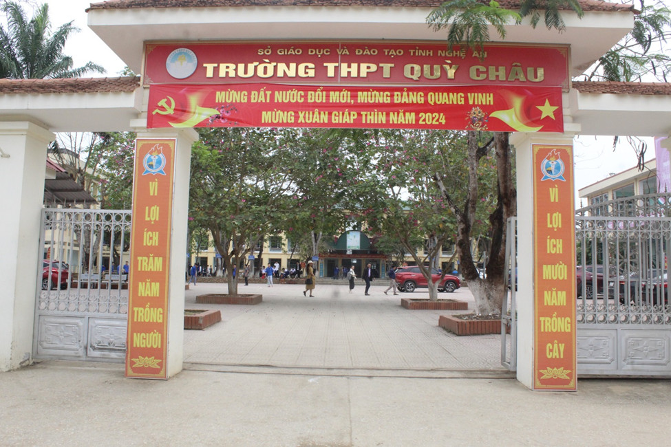 Từ Trường THPT Quỳ Châu, nghĩ về bước phát triển của giáo dục miền núi Nghệ An  - 1
