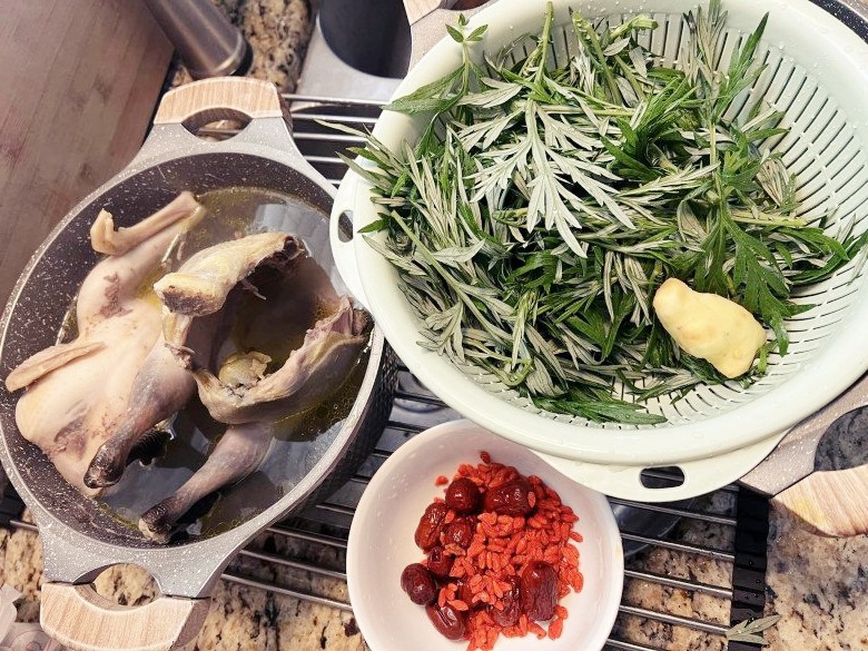 Trang Trần nấu ăn nhưng quên cắm cơm, chồng và con gái vẫn chấm điểm cao cho món ăn "đậm mùi" này - 14