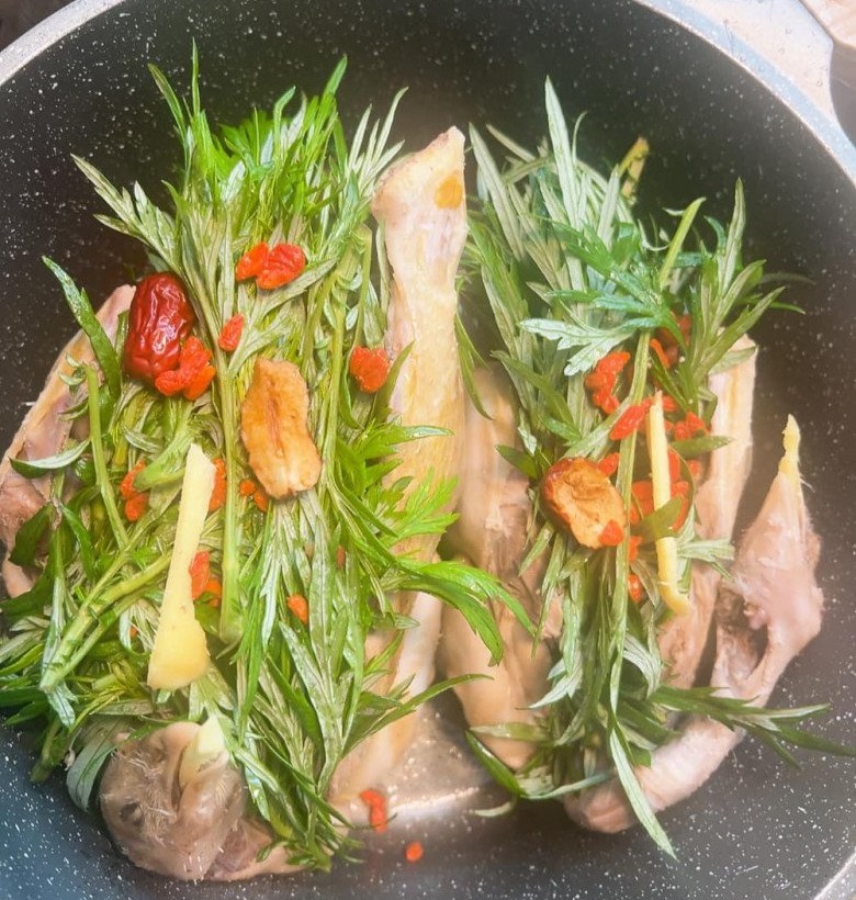 Trang Trần nấu ăn nhưng quên cắm cơm, chồng và con gái vẫn chấm điểm cao cho món ăn "đậm mùi" này - 15