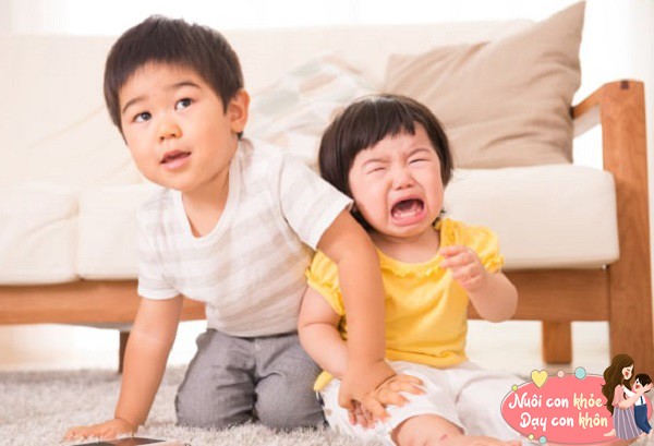 3 cử động nhỏ hàm ý trẻ sơ sinh đang lớn nhanh và thông minh - 4