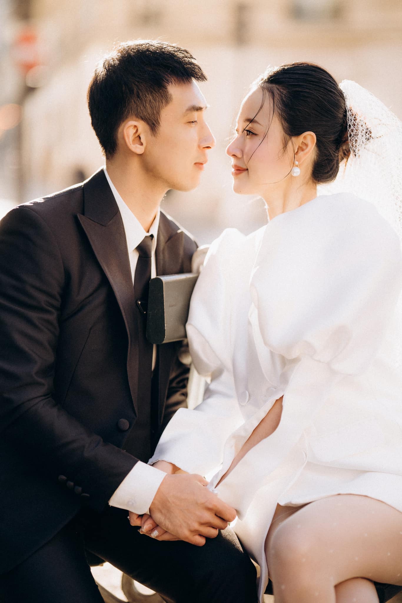 Midu giới thiệu về chồng chưa cưới kém tuổi - 1