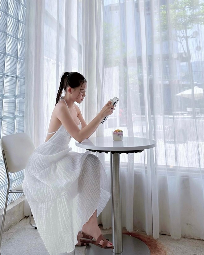 Người đẹp Sài thành thoải mái công khai yêu thủ môn Văn Lâm sau 6 năm kín tiếng - 8