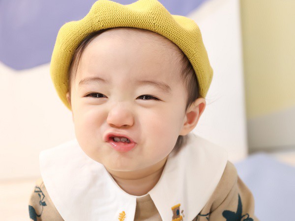 Ngày con bé mẹ chăm làm điều này, lớn lên bé xinh như Hoa hậu - 4