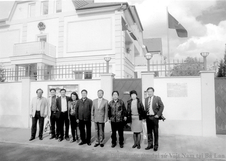 Warszawa - Thủ đô từ đống tro tàn - 1