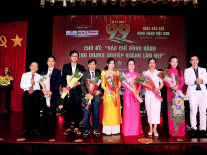 Tin Tức - Thời báo Văn học nghệ thuật phối hợp với IVN và Pháp luật 24h tổ chức Lễ kỷ niệm 99 năm ngày Báo chí cách mạng Việt Nam