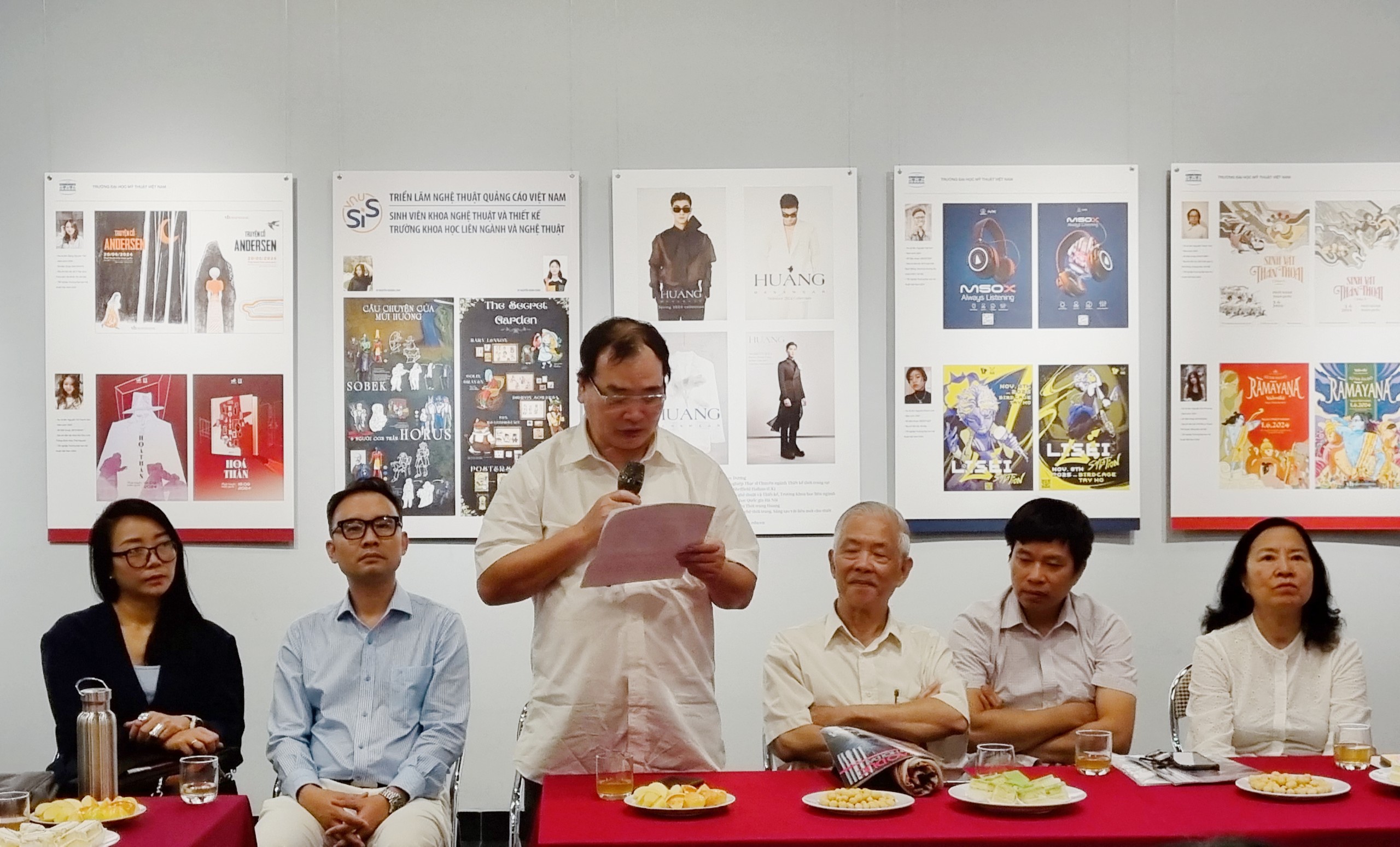 Làm đa dạng, phong phú thêm nghệ thuật quảng cáo Việt Nam - 3