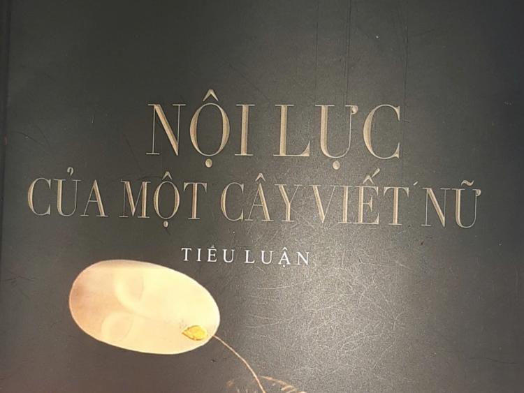 Công phu của một người viết nghiên cứu phê bình